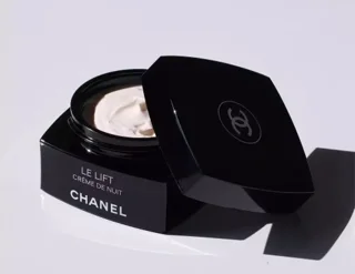 کرم شب لیفت کننده Le Lift شنل