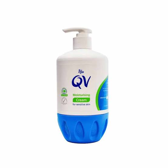 کرم مرطوب کننده پمپی کیو وی QV مدل Moisturising حجم 500 گرم